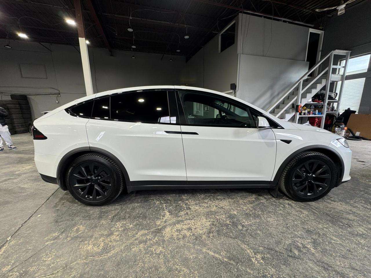 2022 Tesla Model X Plaid — снимка 1