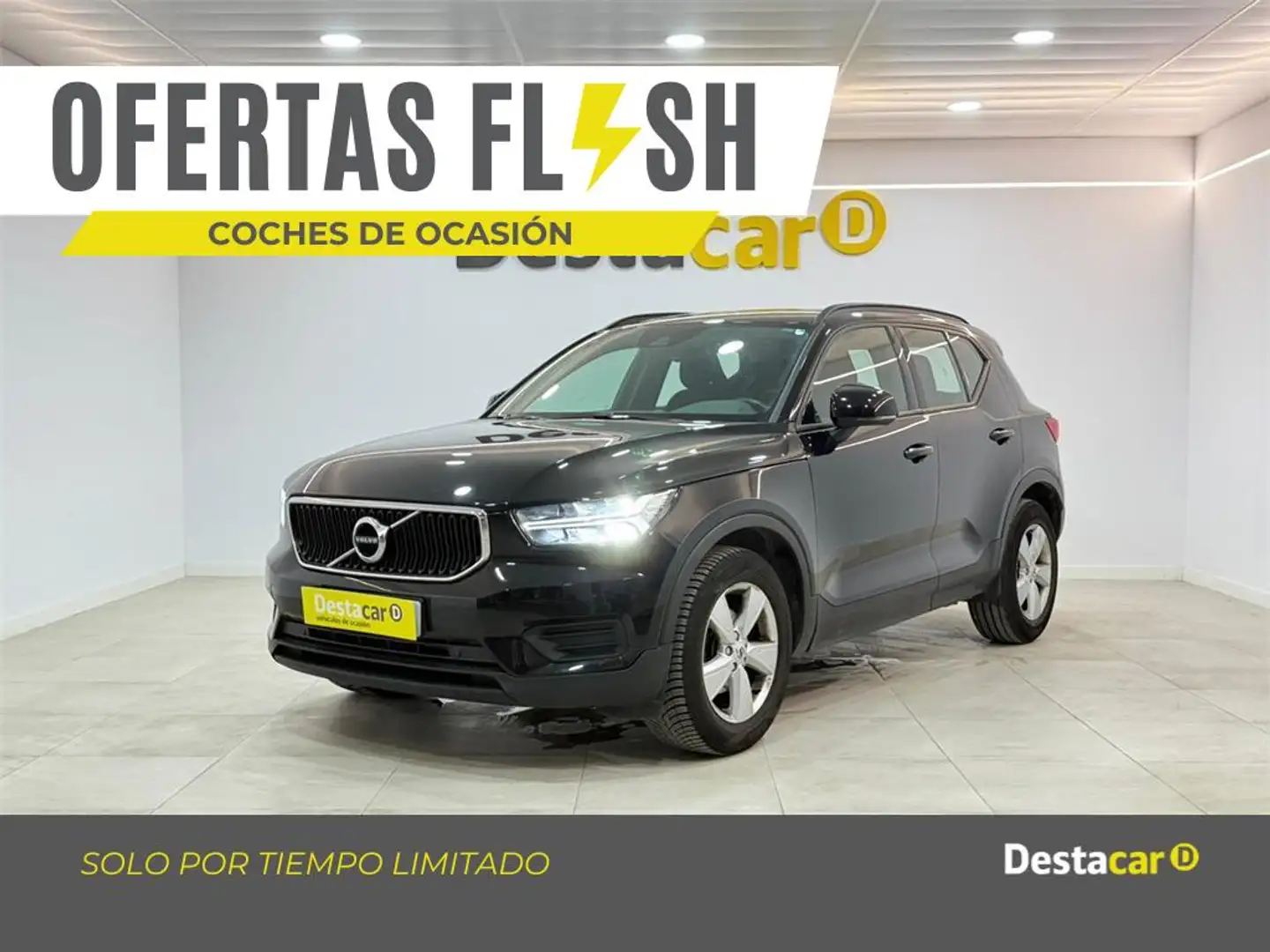 Volvo XC40 T2 Momentum Core - 1