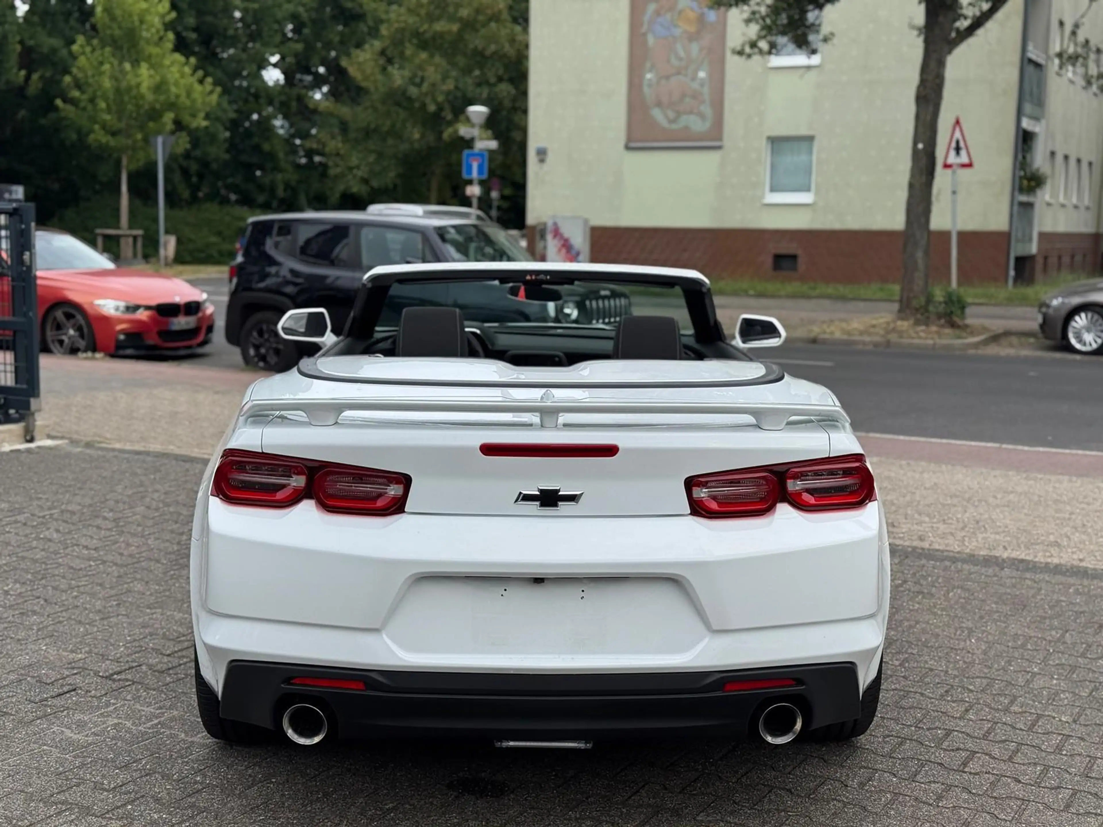 Chevrolet Camaro 2.0l Convertible RS — photo 5