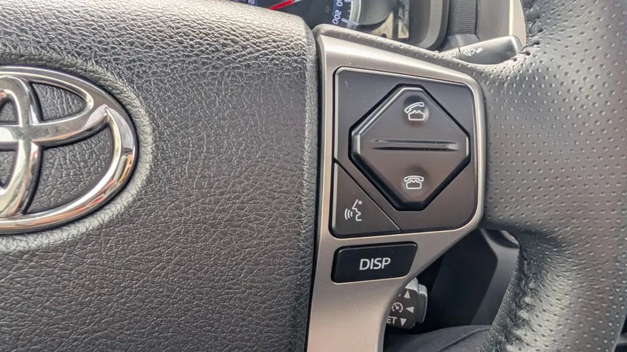Toyota 4-Runner снимка Toyota 4-Runner