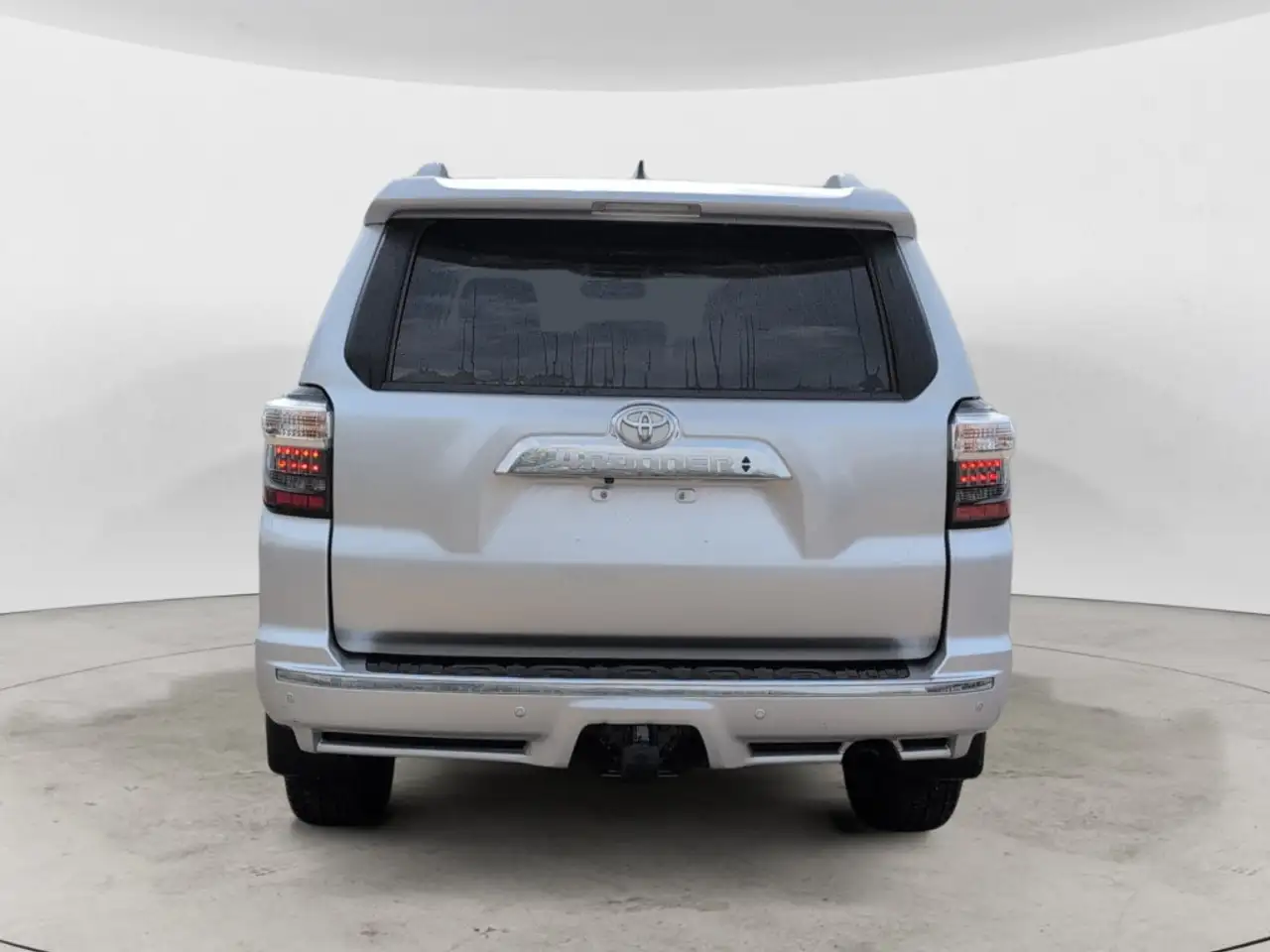 Toyota 4-Runner снимка Toyota 4-Runner