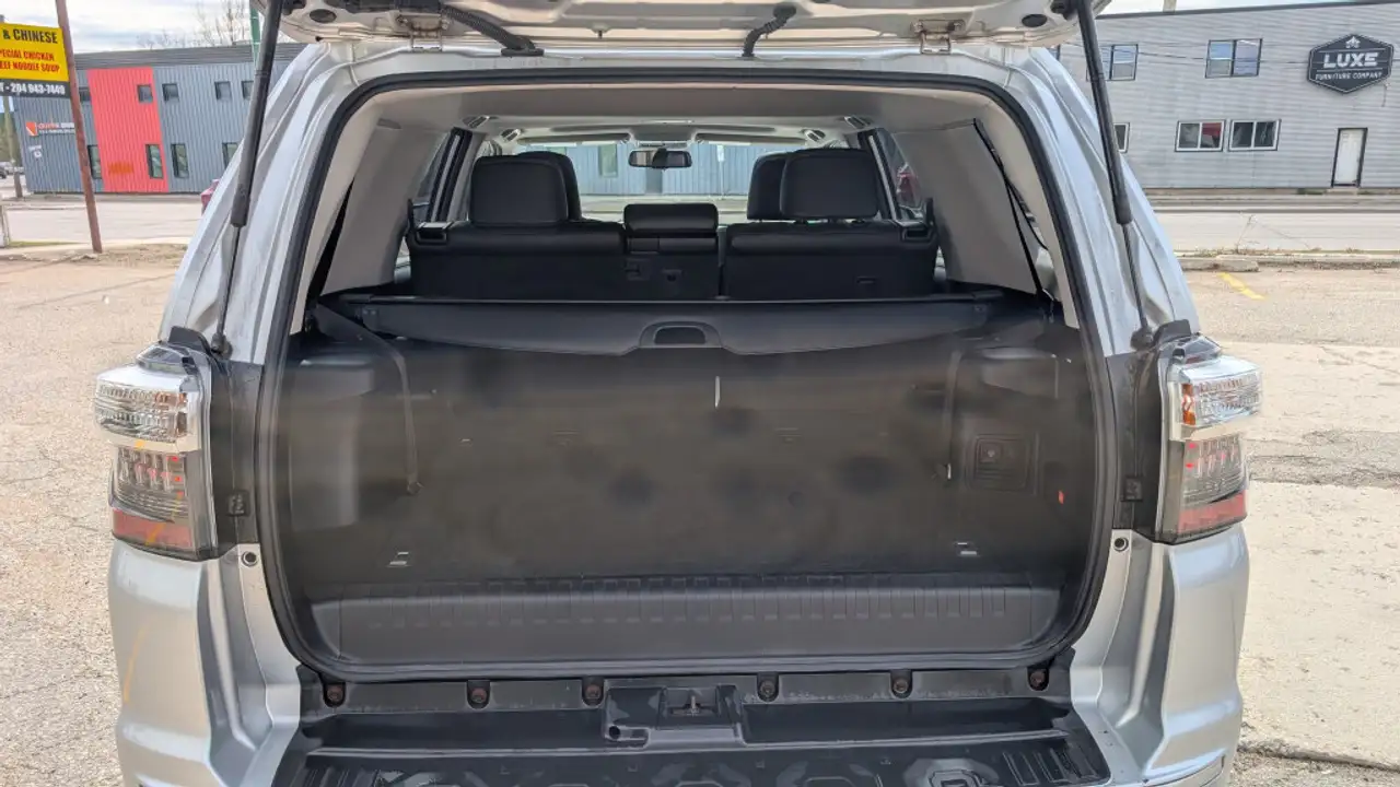 Toyota 4-Runner снимка Toyota 4-Runner
