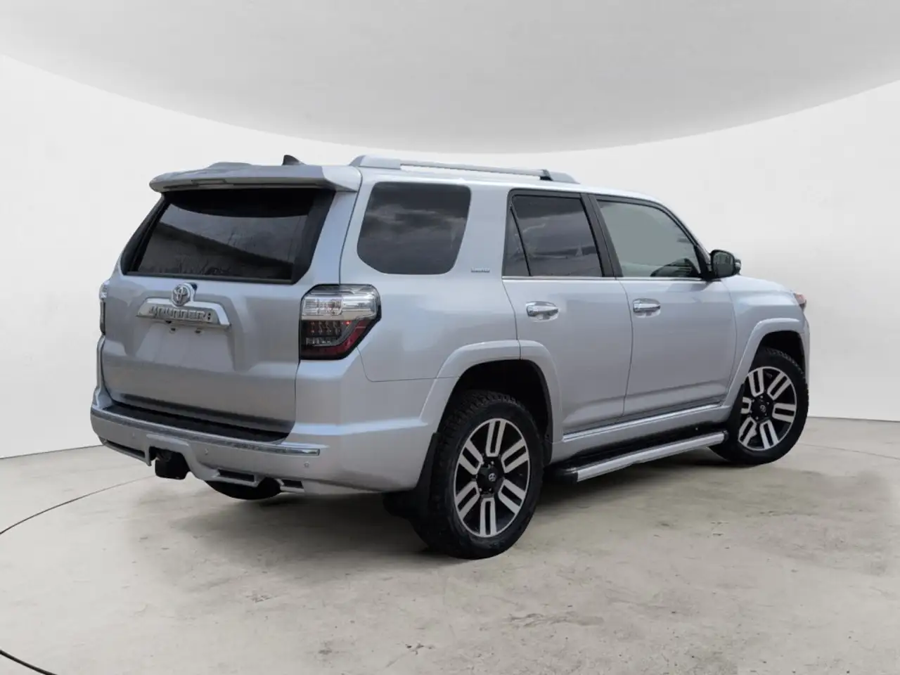 Toyota 4-Runner снимка Toyota 4-Runner