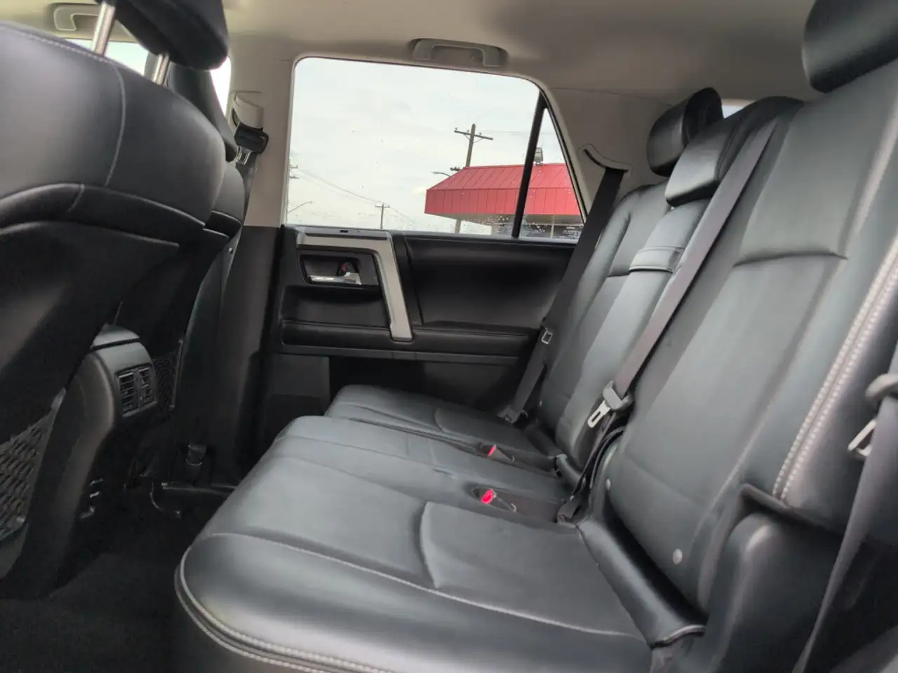 Toyota 4-Runner снимка Toyota 4-Runner