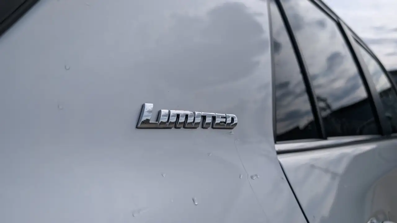 Toyota 4-Runner снимка Toyota 4-Runner