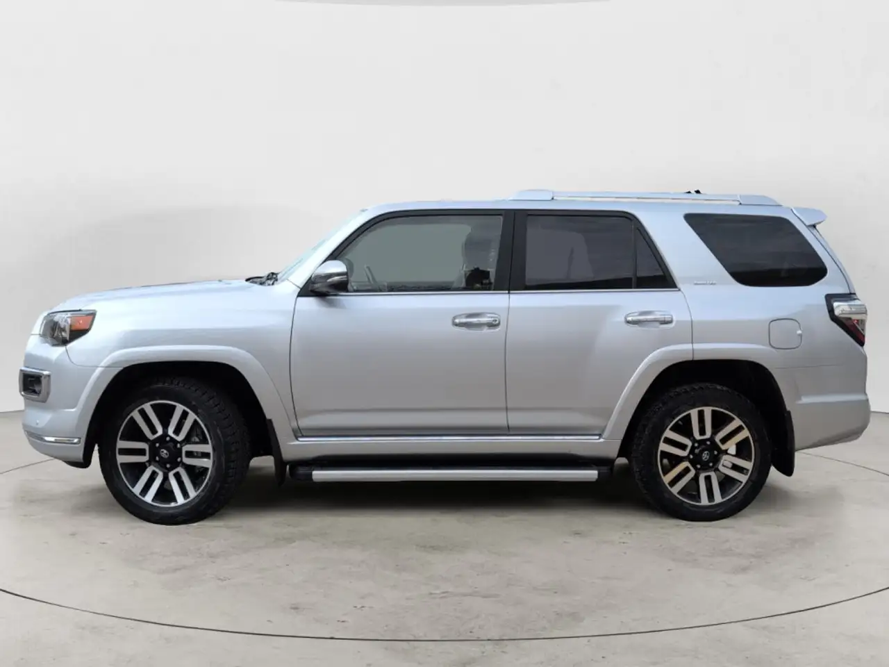 Toyota 4-Runner снимка Toyota 4-Runner