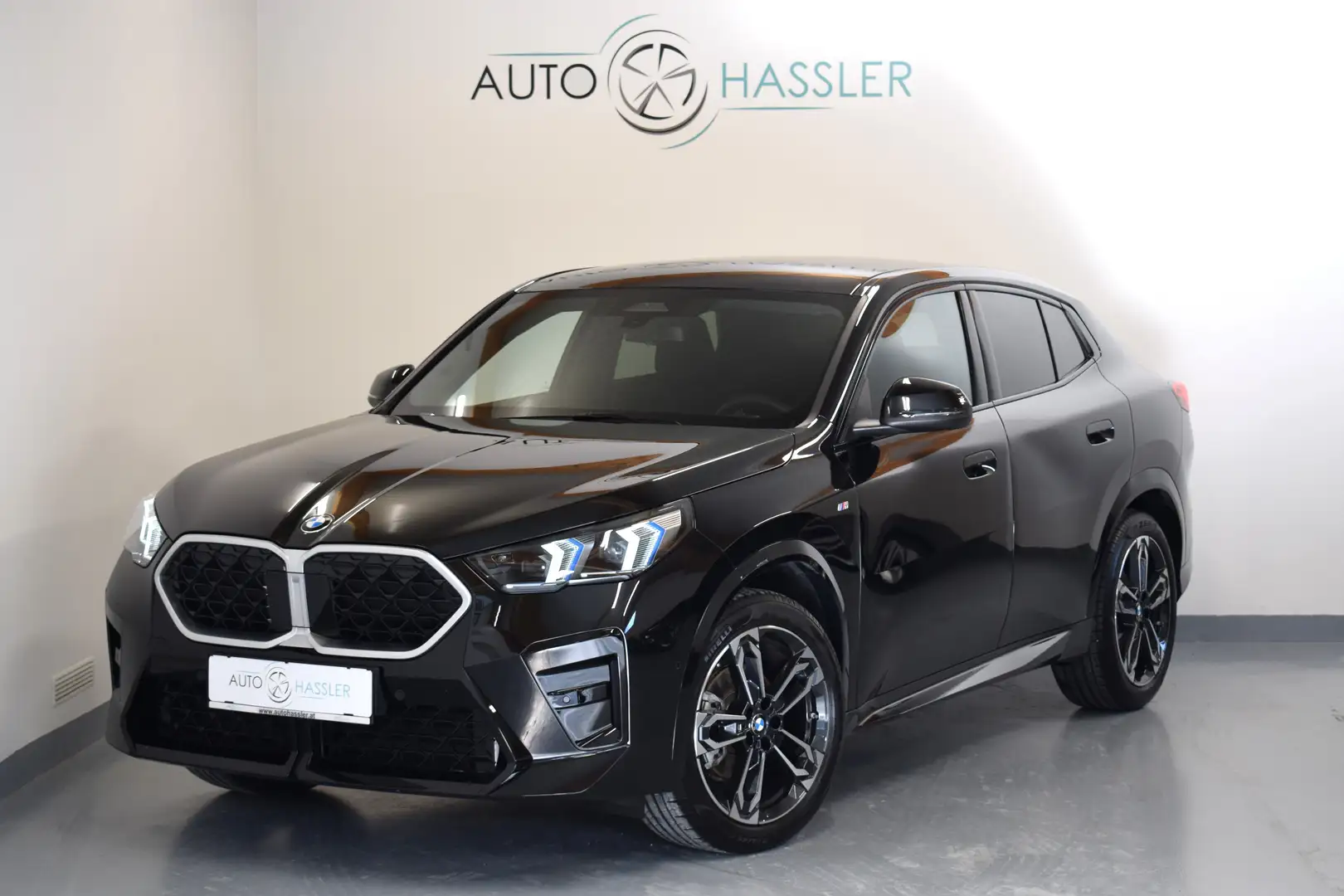 BMW X2 20 d xDrive M Sport Schwarz - 1