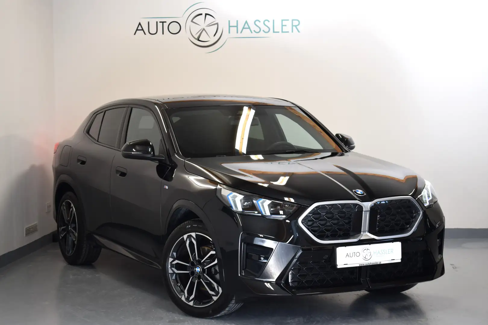 BMW X2 20 d xDrive M Sport Schwarz - 2