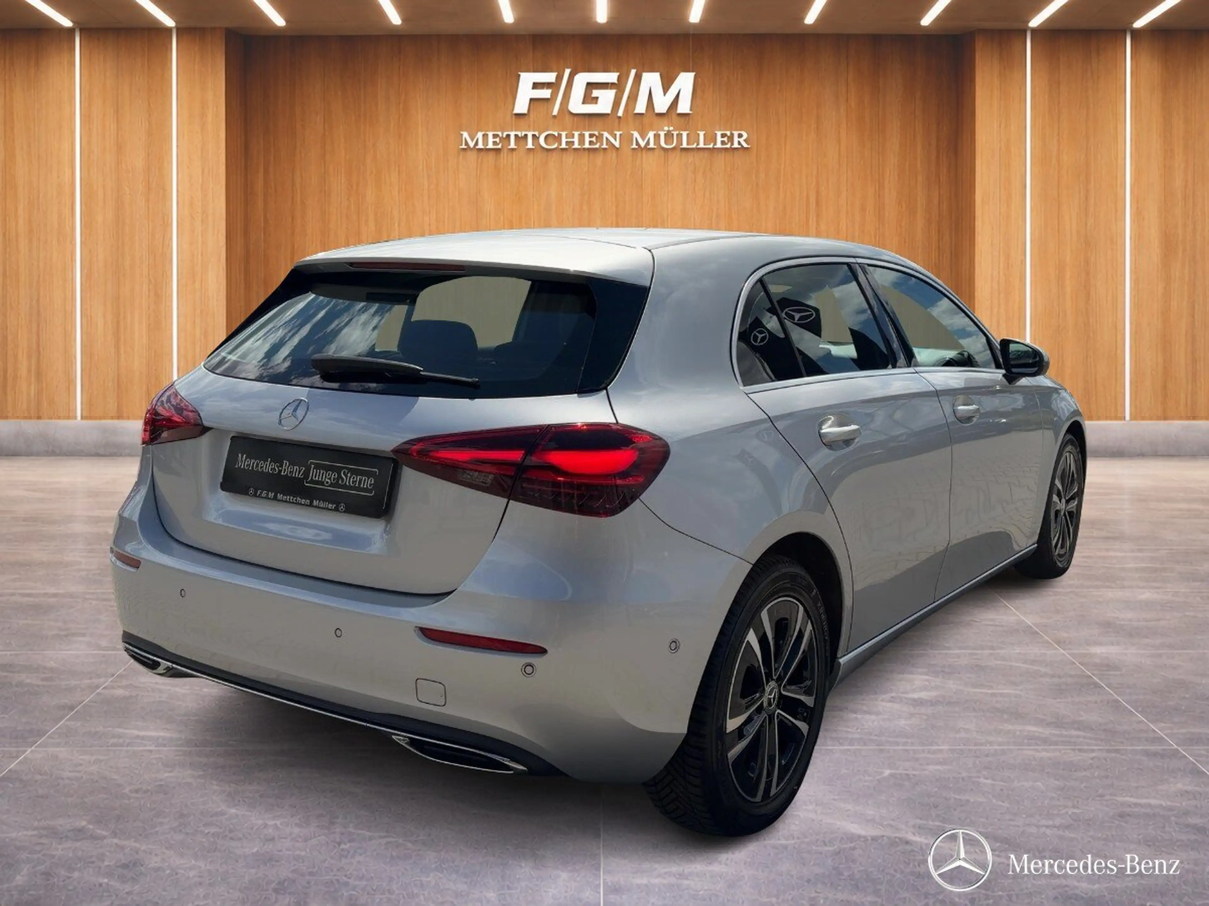 Mercedes-Benz A 200 A 200 Progressive+NAVI+LED+RÜCKFAHRKAMERA+PARTRO — photo 3