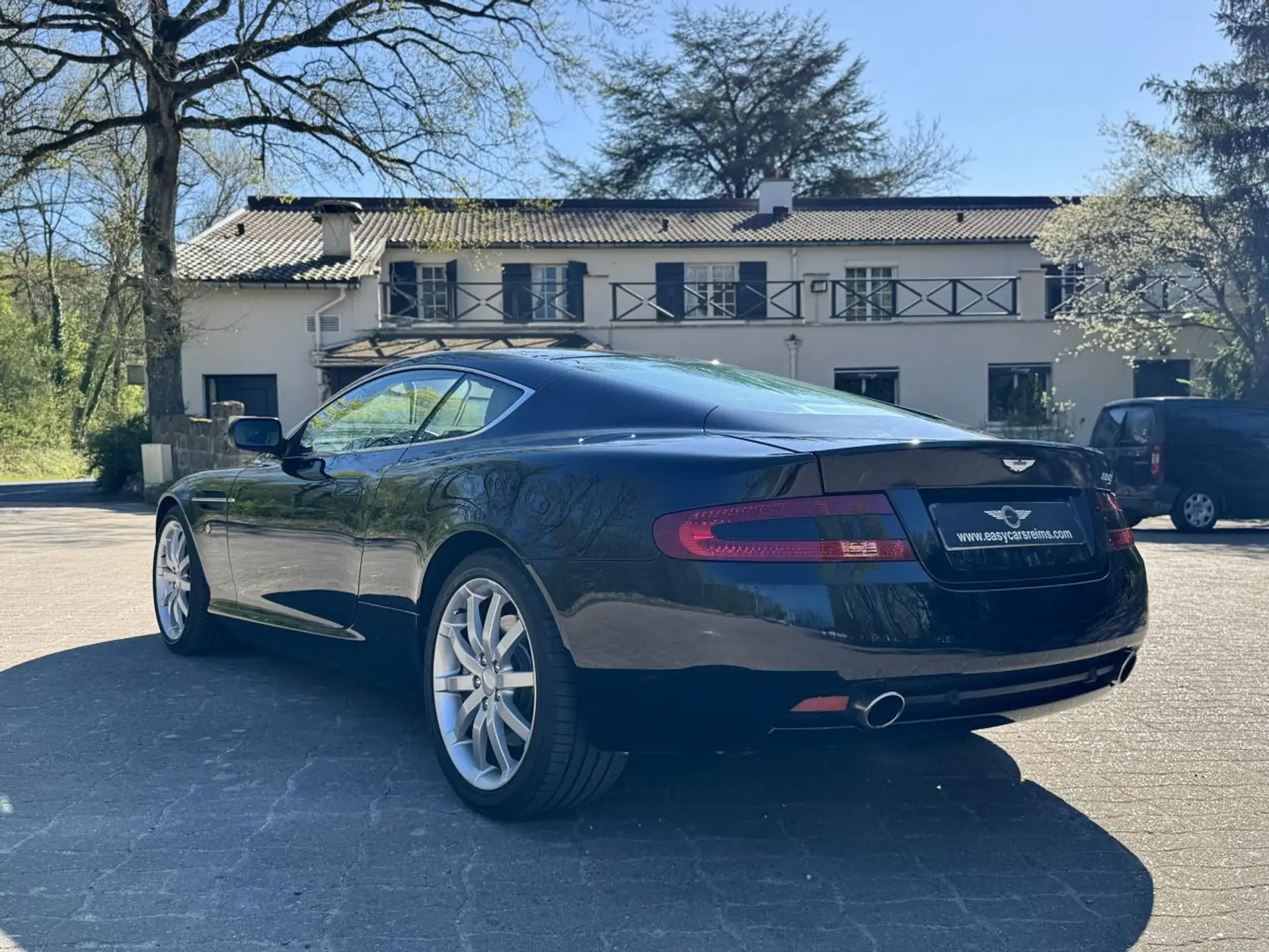 애스턴마틴 DB9 Coupe 2006 검정 사진 8
