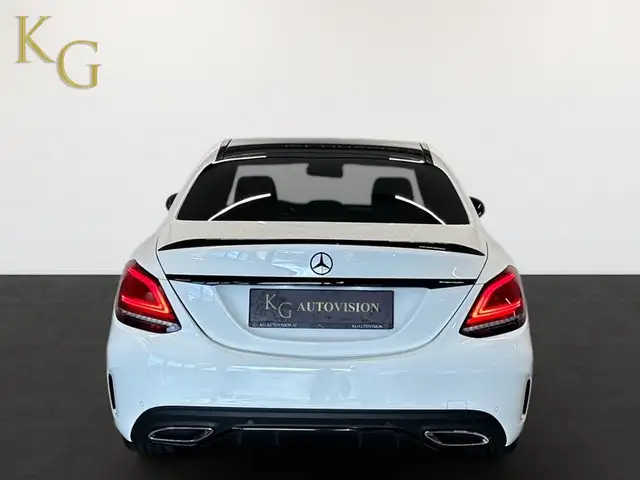 Mercedes-Benz C-Class view 6