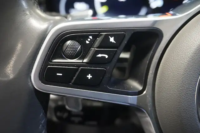 Porsche Cayenne Coupe E-Hybrid PHEV 17,9 kWh Aut. MY23/Panorama/L Ansicht 13