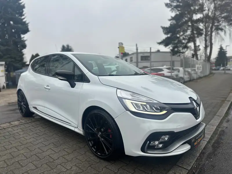 Annonce voiture d'occasion Renault Clio - CARADIZE