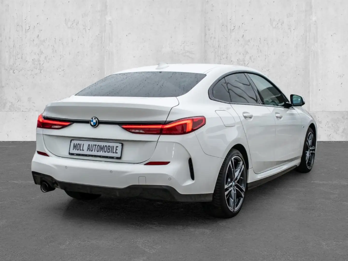 BMW 218 Gran Coupe M Sport Business Comfort Paket Sportpak Білий - 2