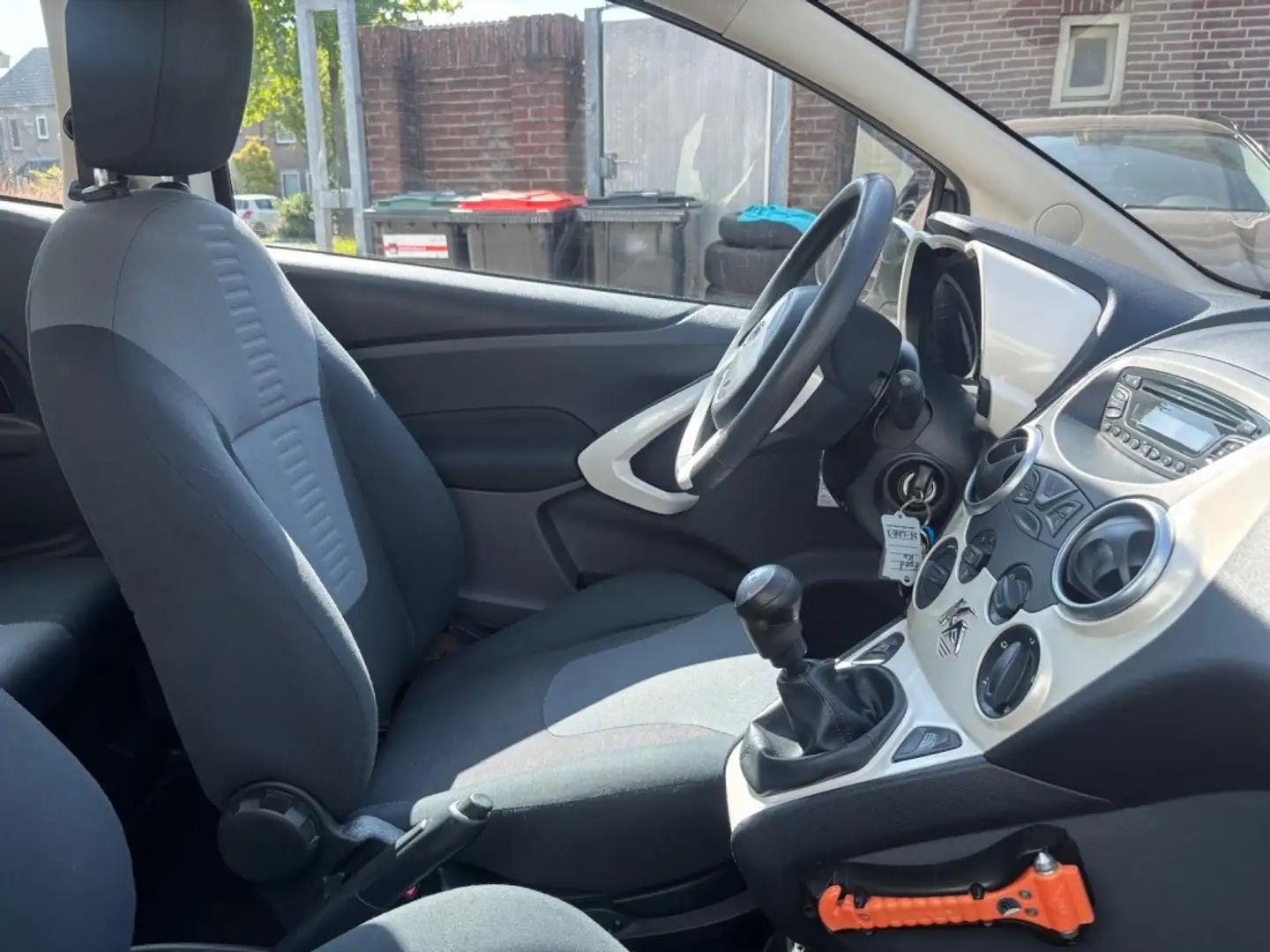 Ford Ka/Ka+ 1.2 Titanium Blanc - 2