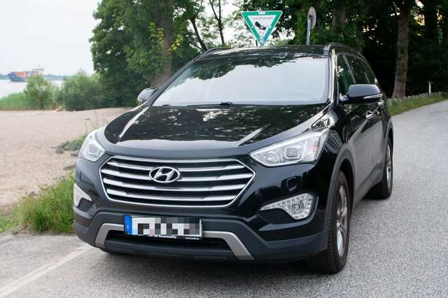 Imagine Hyundai Grand Santa Fe 2.2 CRDI 4WD Automatik