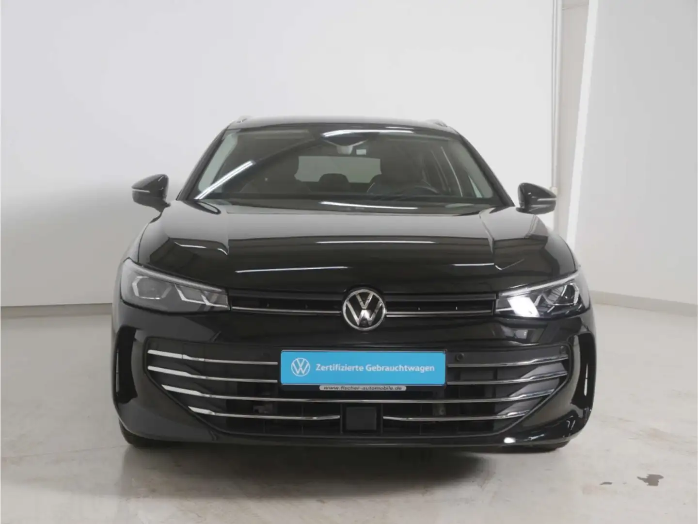 Volkswagen Passat 1.5 eTSI Business DSG AHK/LED/NAV/RFK/ACC Schwarz - 2