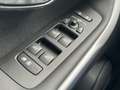 Volvo V40 2.0 D2 Kinetic Navigatie Stoel + Voorruit verwarmi Zwart - thumbnail 25