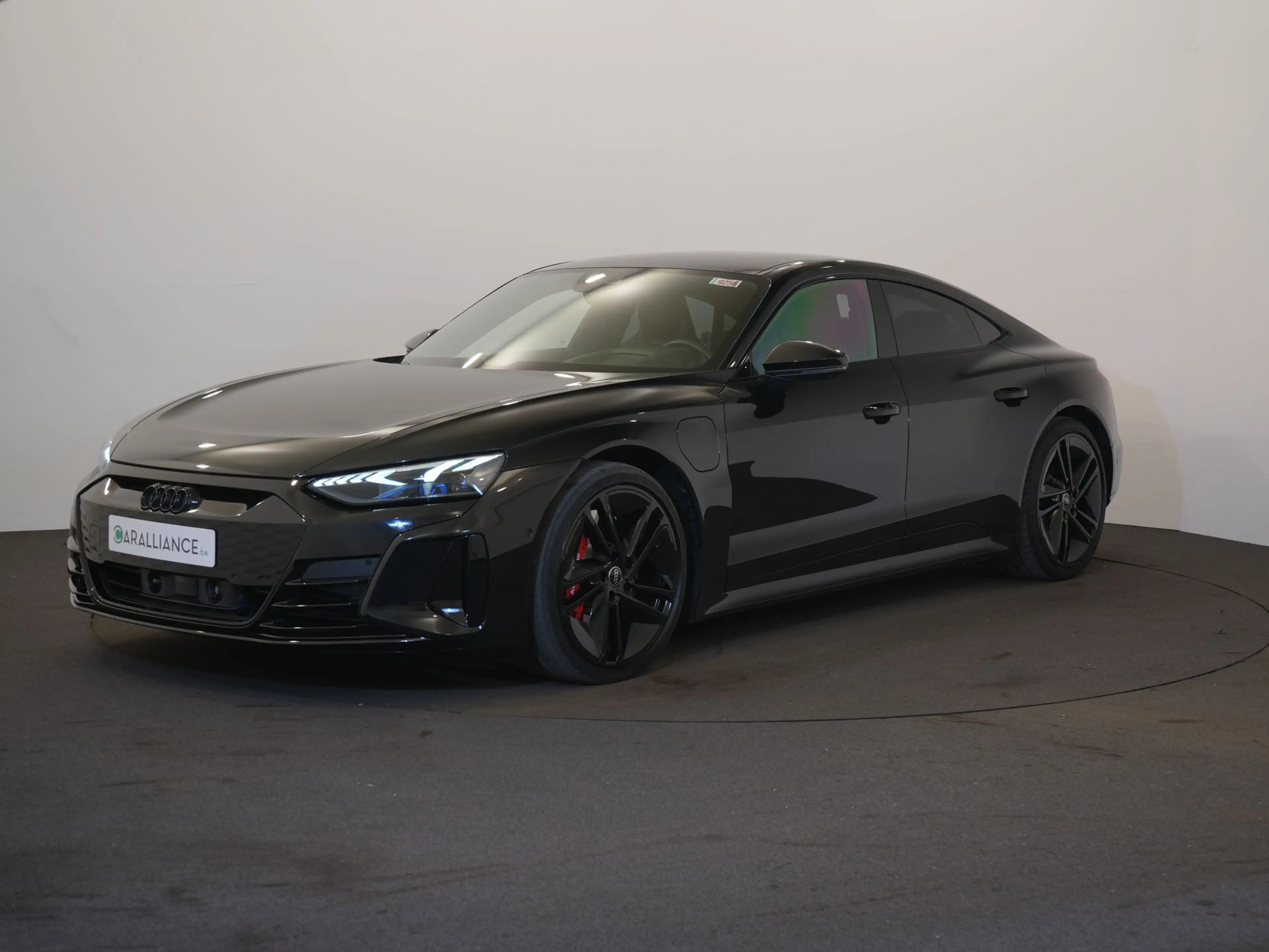 Audi e-tron GT B+O|SuspPneu|AllwheelDrive|Cam360|HUD|SgsSportProMatrix