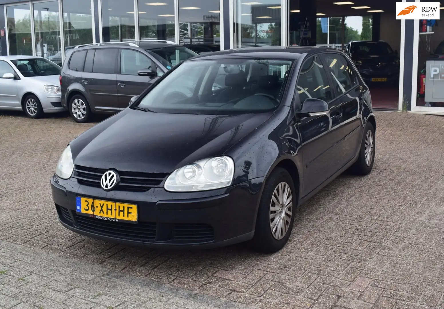 Volkswagen Golf 1.4 Optive 3 LET OP AUTO MET GELUID UIT DE MOTOR, Noir - 1