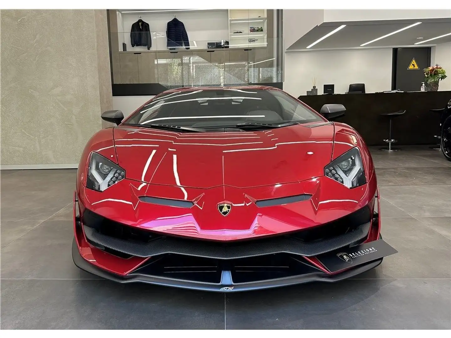 Lamborghini Aventador svj 6.5 V12 770 Rouge - 2