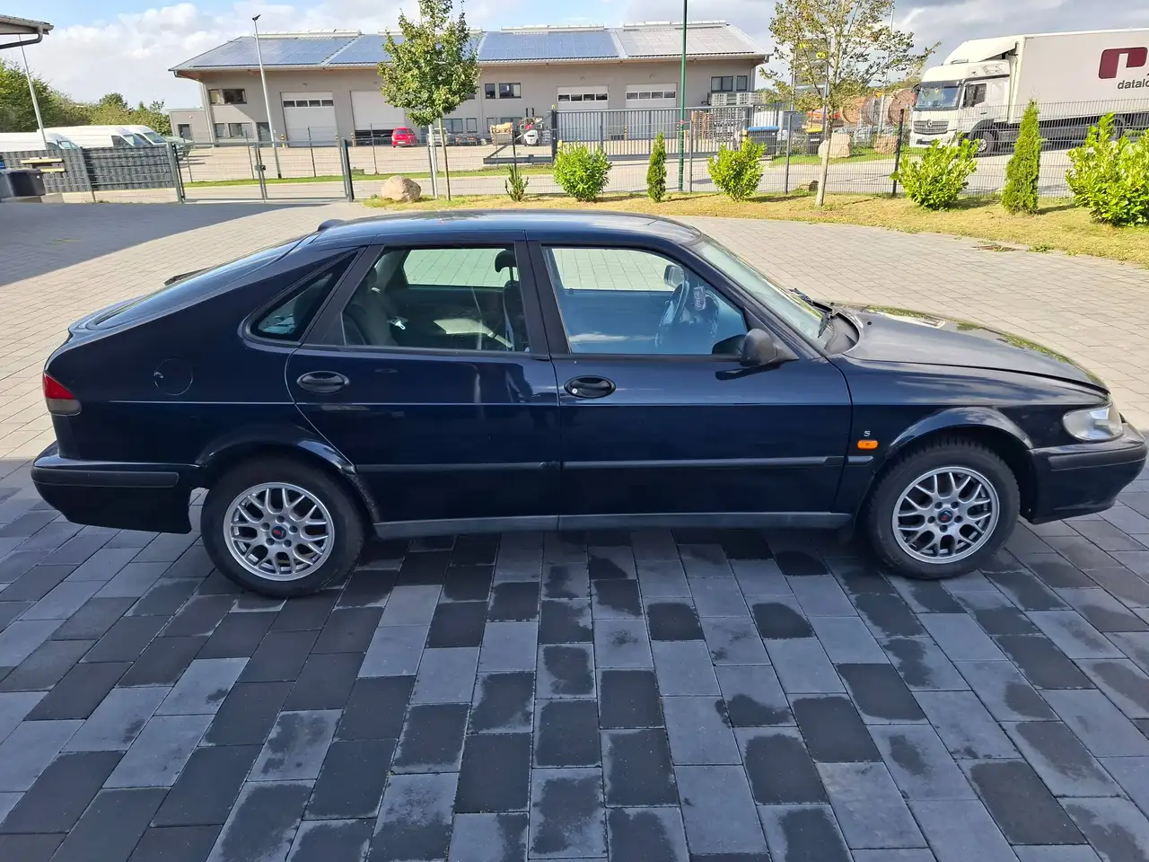 Saab 9-3 2.0i S, foto 2
