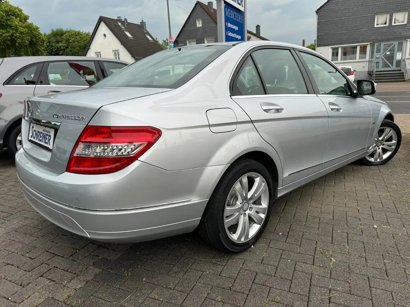 Mercedes-Benz C 200 Kompressor Automatik*Avantgarde* Bi-Xenon* Silber - 2