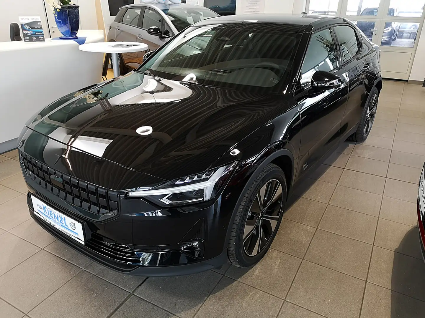 Polestar 2 Polestar 2 Long Range 78kWh Dual Motor MY23 Чёрный - 1