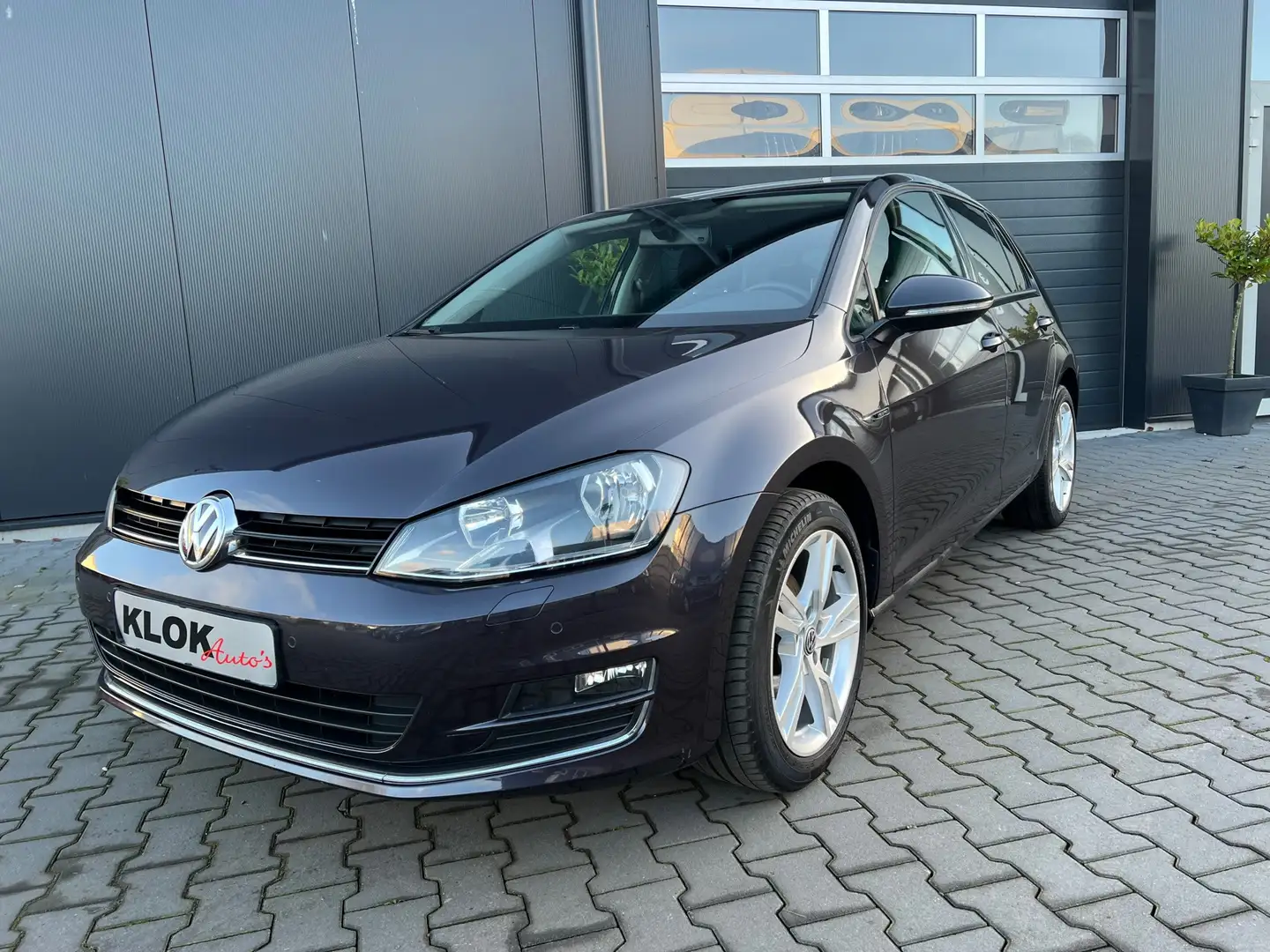 Volkswagen Golf 1.2 TSI LOUNGE !!! Grijs - 1