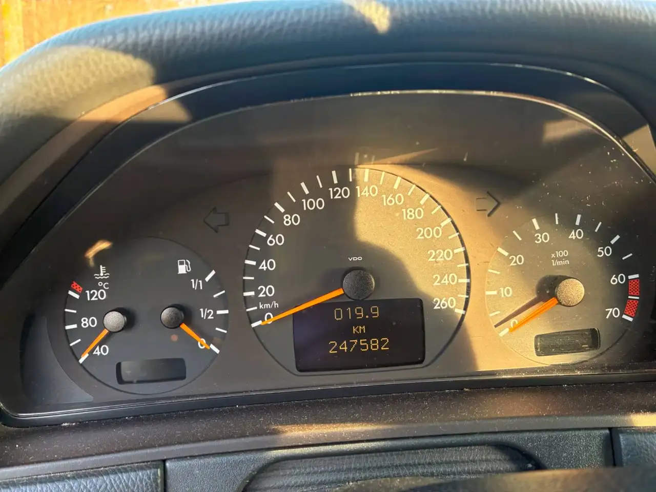 Mercedes-Benz E 320 T Elegance 4-Matic, foto 12