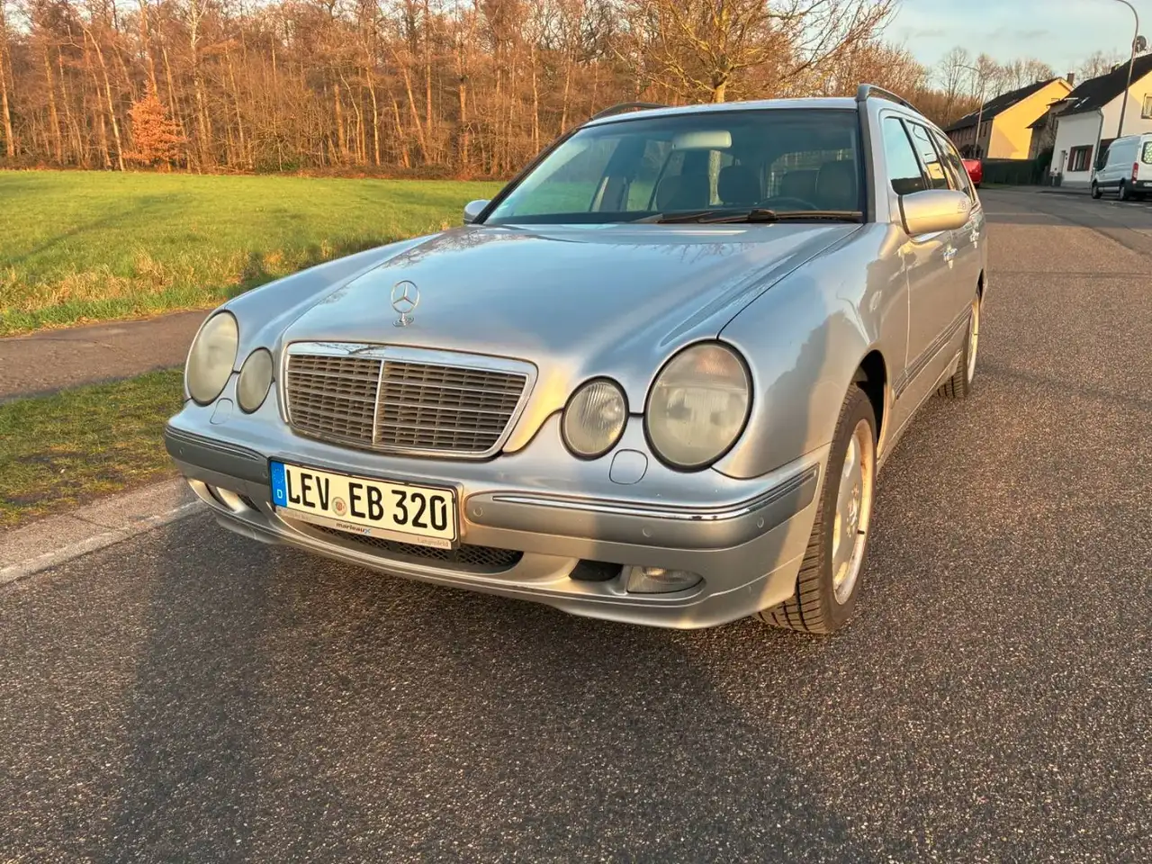 Mercedes-Benz E 320 T Elegance 4-Matic, foto 1