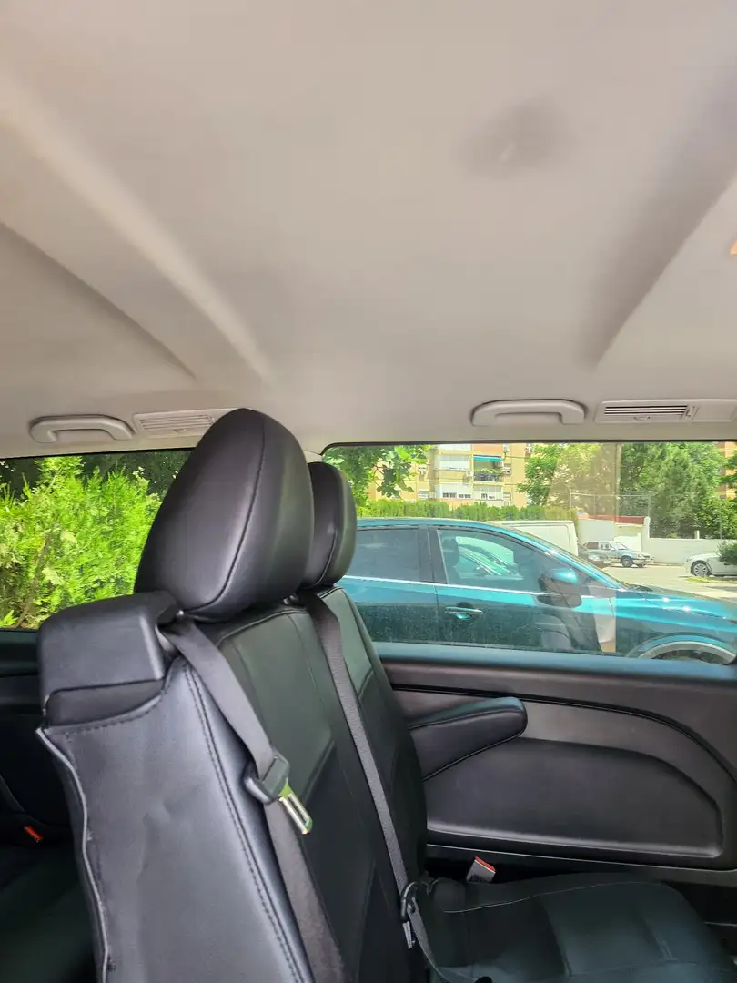 Mercedes-Benz Vito Vito Furgón 119 CDI Larga Aut. Negro - 2