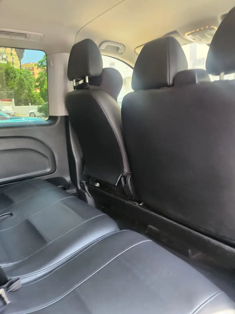 Mercedes-Benz Vito Vito Furgón 119 CDI Larga Aut. Negro - 1