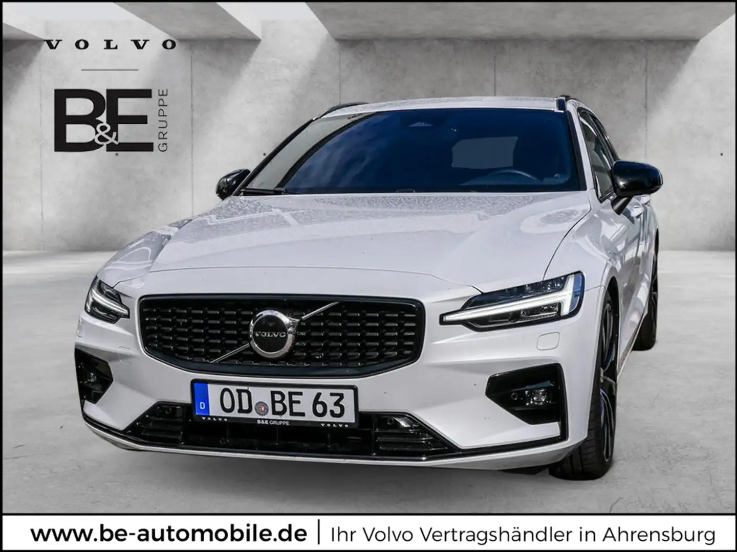 Volvo V60 B4 Plus Dark 20" HK ACC BLIS Navi Kam FH Weiß - 1