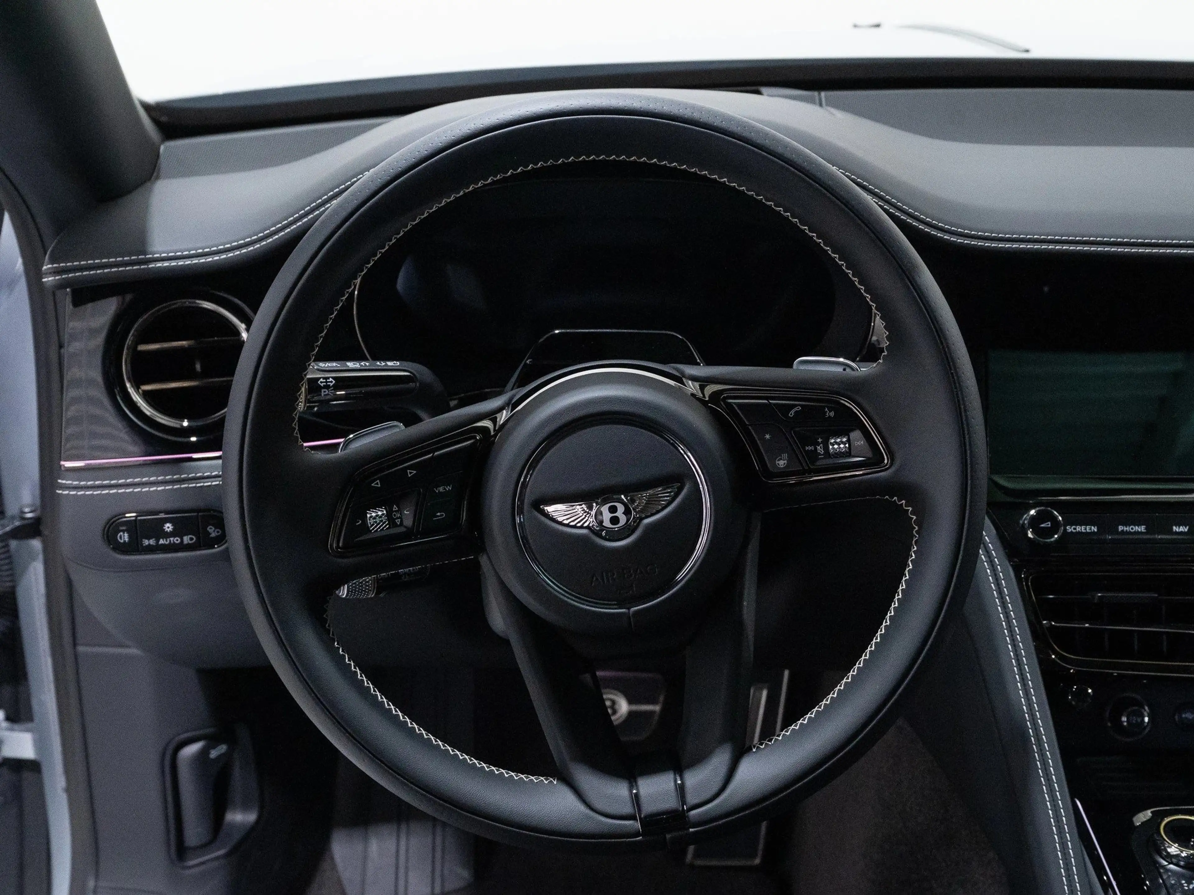 Bentley Flying Spur V8 Hybrid *B&O*Rotating* — photo 14