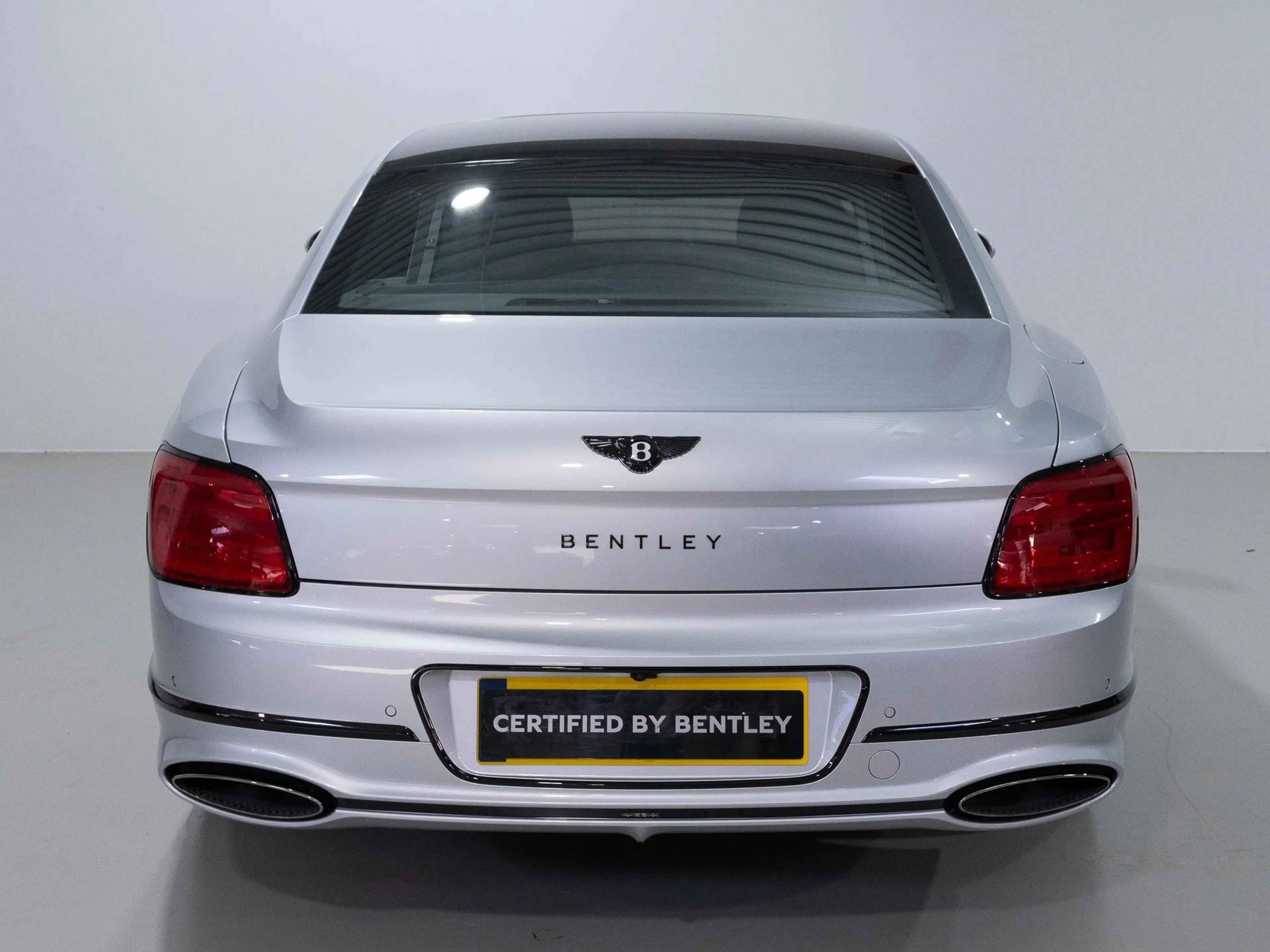 Bentley Flying Spur V8 Hybrid *B&O*Rotating* — photo 6