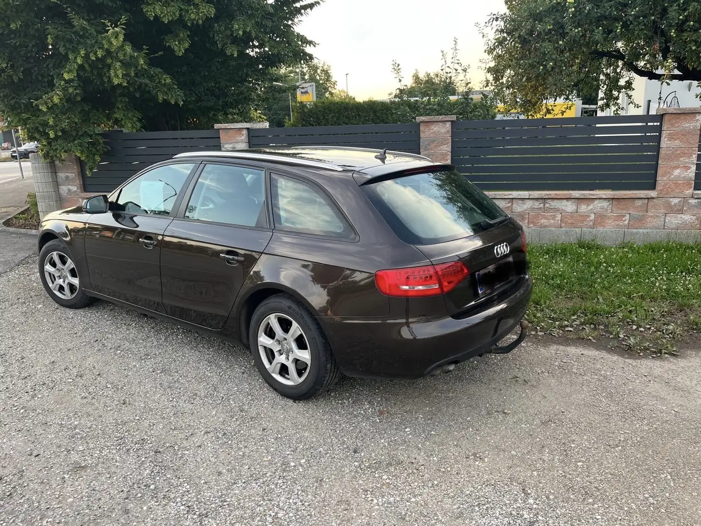Audi A4 Avant - 1