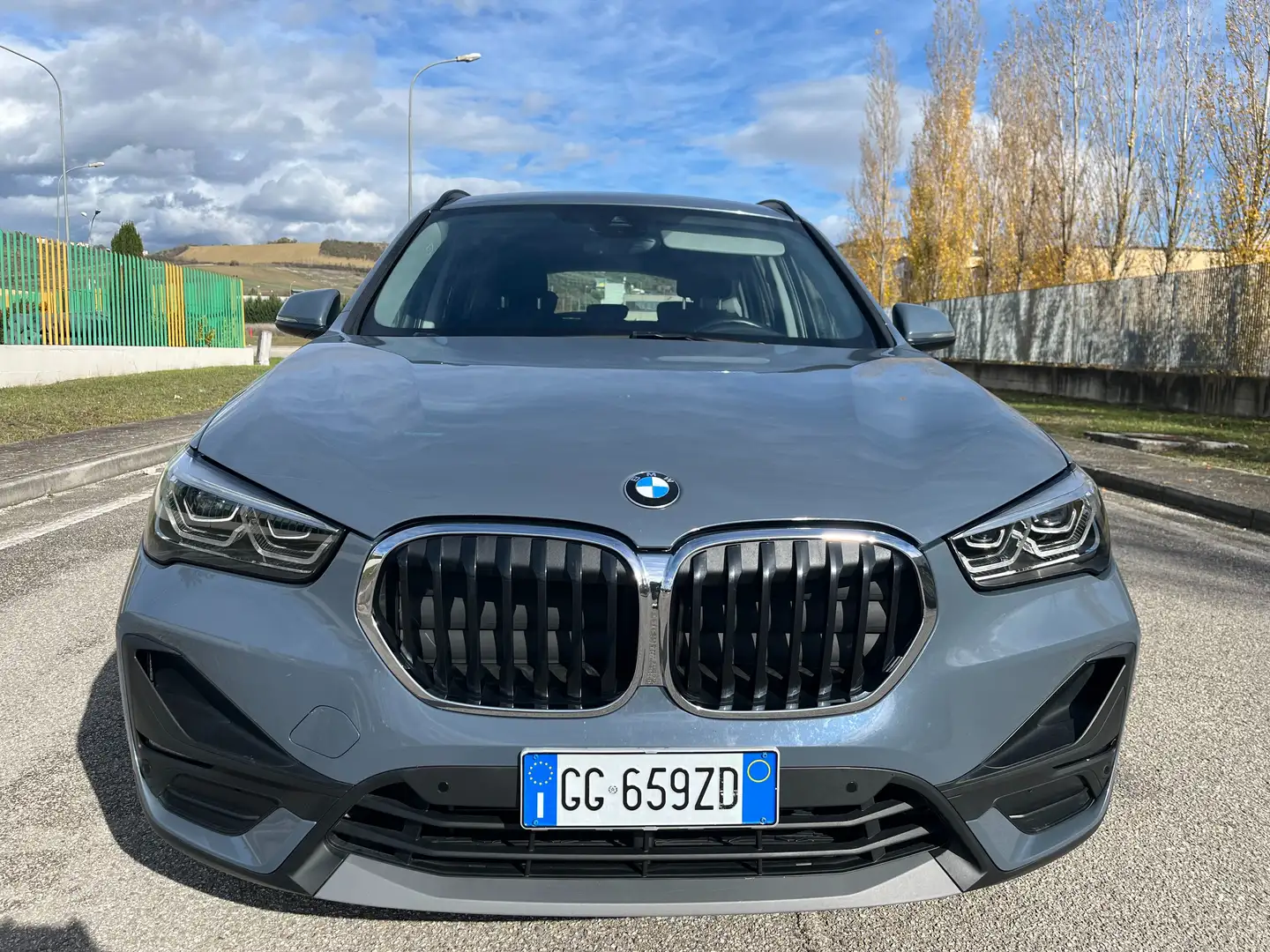 BMW X1 sdrive18d Business Advantage 150 cv Grigio - 2