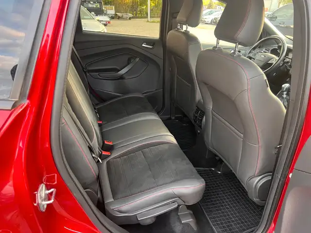 Ford Kuga view 9