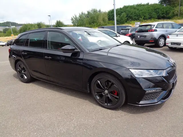 Skoda Octavia view 3