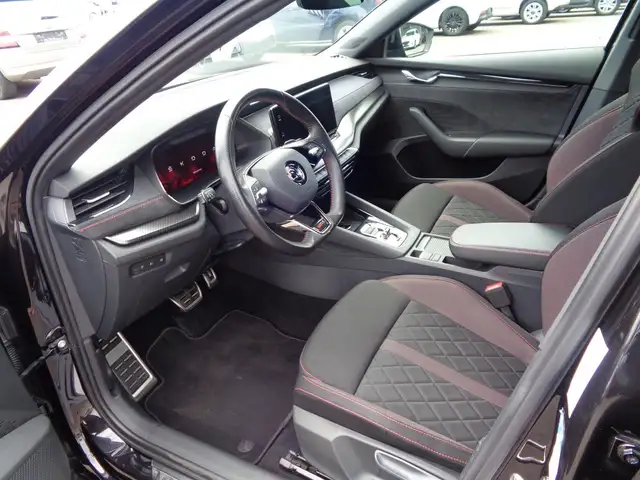 Skoda Octavia view 7