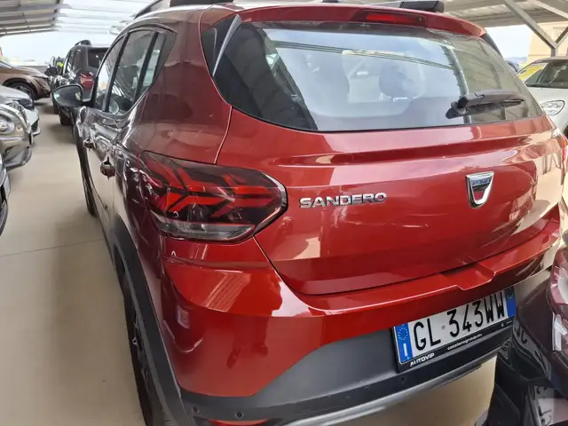 Dacia Sandero view 15