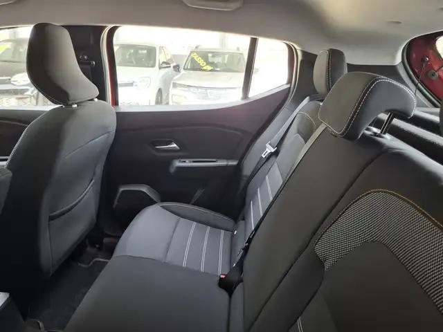 Dacia Sandero view 14