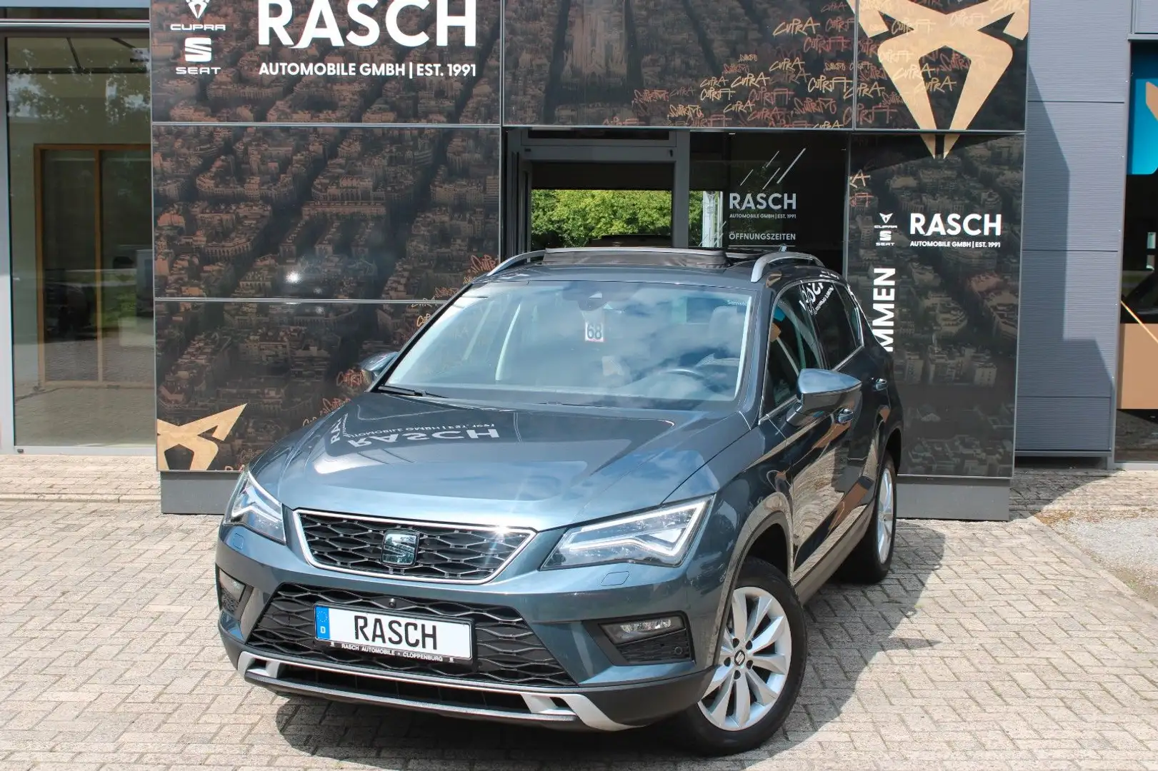 SEAT Ateca Style 1.5 TSI DSG +SHZ+360°+NAVI+BEATS+AHK Grau - 1