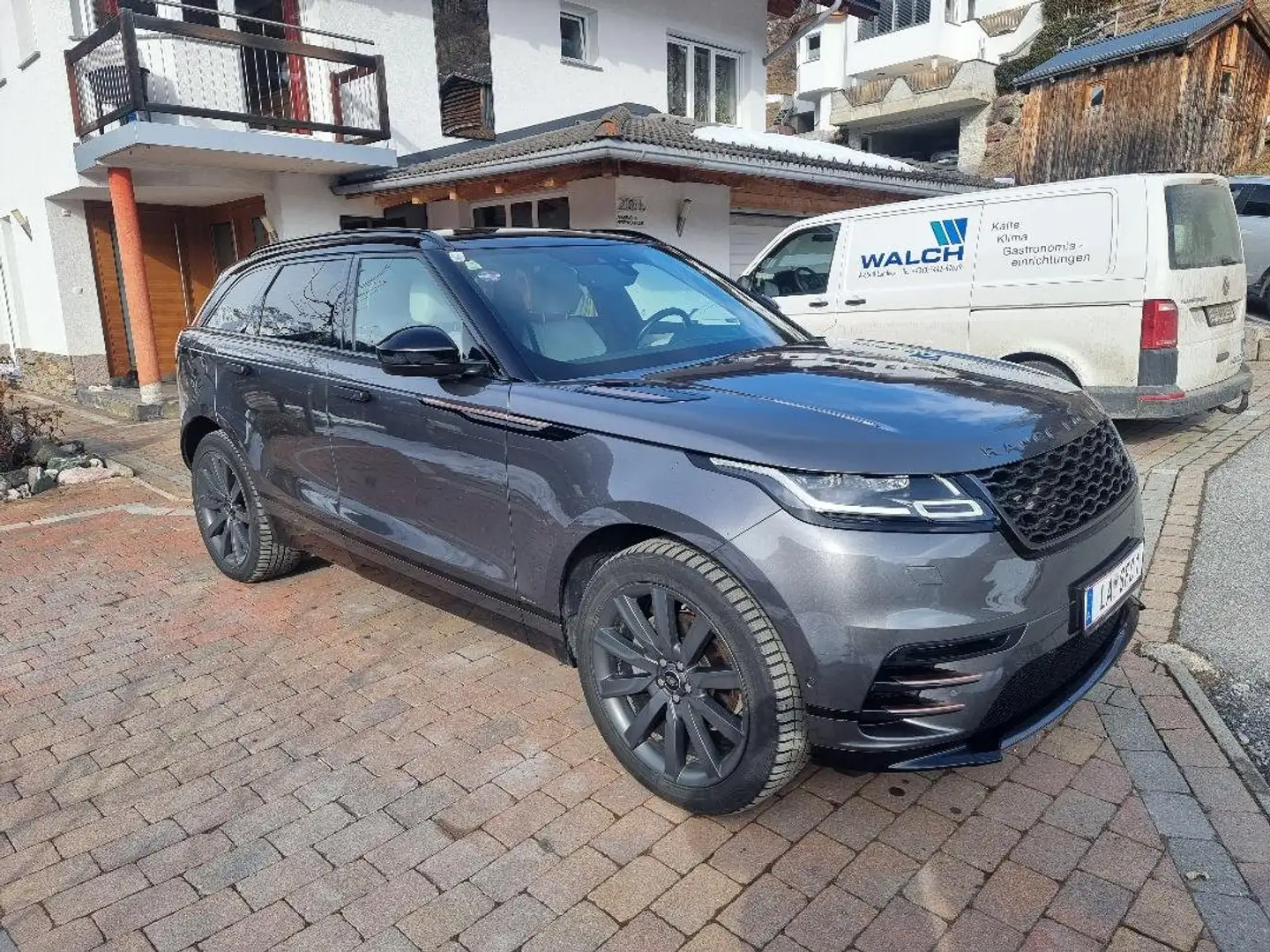 Land Rover Range Rover Velar Range Rover Velar D240 R-Dynamic Grau - 2