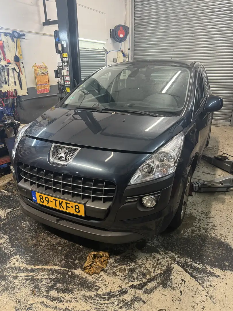 Peugeot 3008 1.6 THP Active Blauw - 2