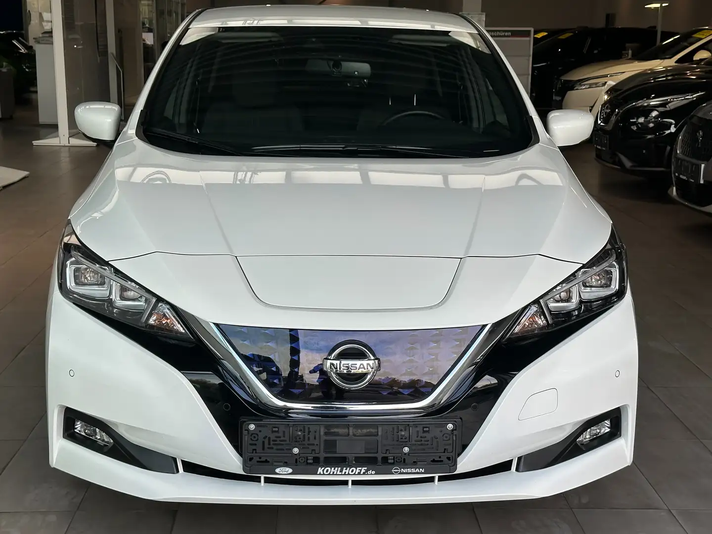 Nissan Leaf N-Connecta 40kWh 150PS Winter LED Navi Sitzheizung Blanc - 2