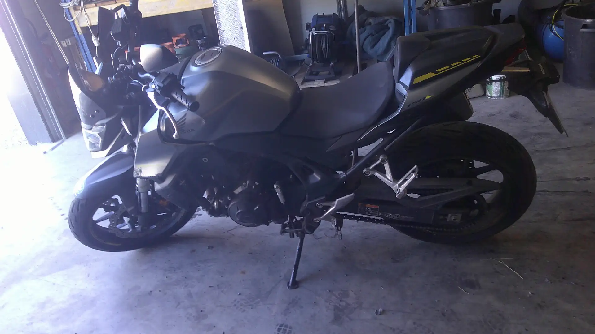 Honda Hornet - 1