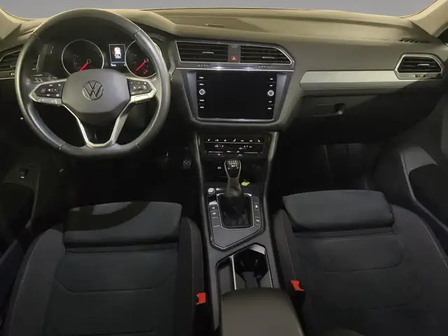 Volkswagen Tiguan view 10