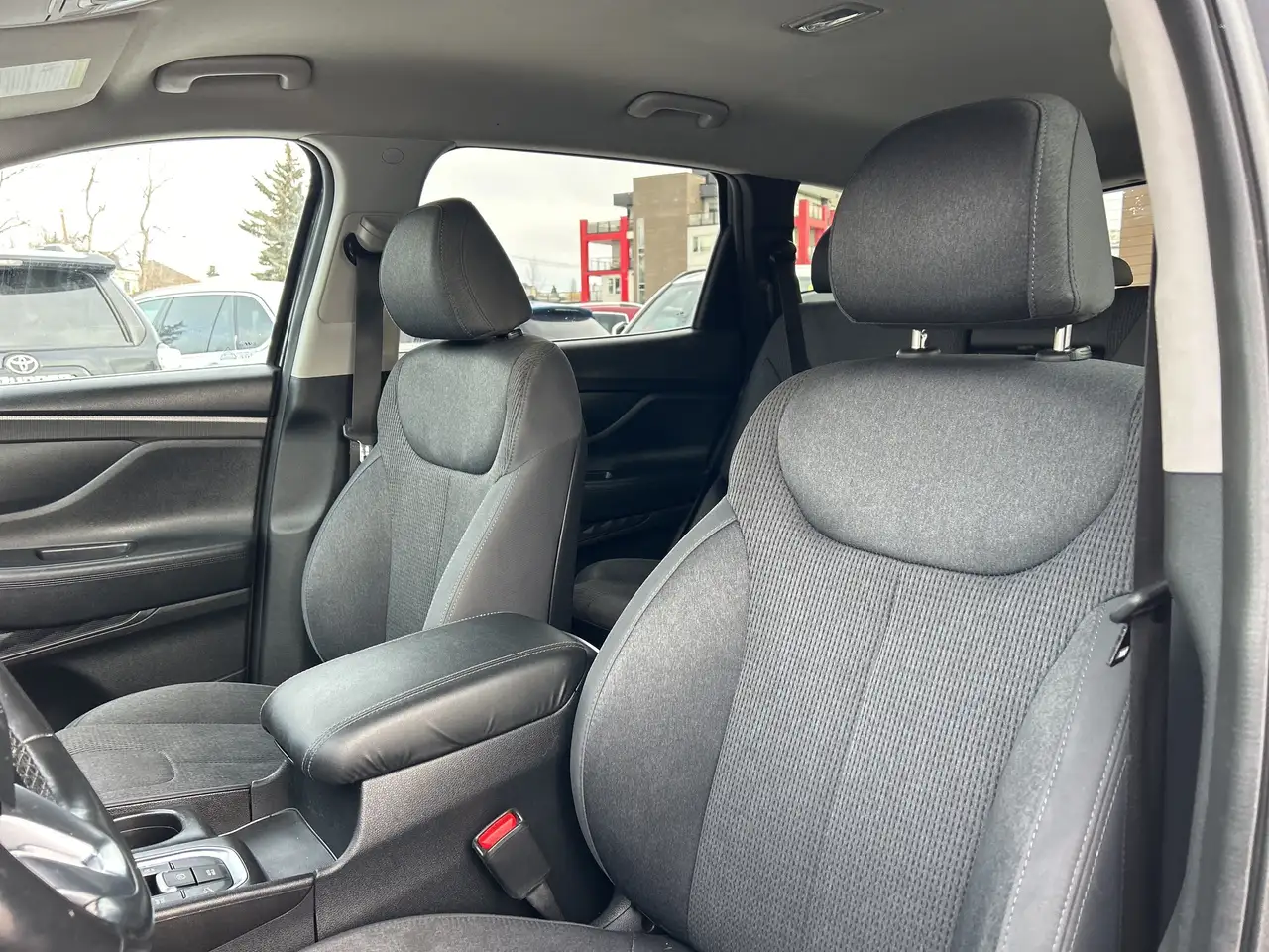 Hyundai SANTA FE снимка Hyundai SANTA FE